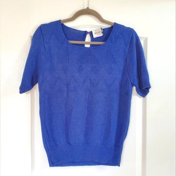 The Wilroy Traveller Tops - Wilroy Traveller Vintage Blue Knit, Short Sleeve Sweater, Size Small